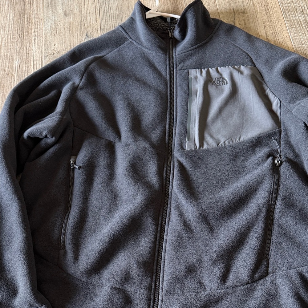 The North Face Men's Black Performance Jacket